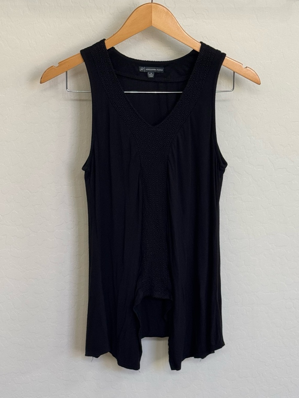 Adrianna Papell Black Sleeveless V-Neck Textured Trim Blouse Size S